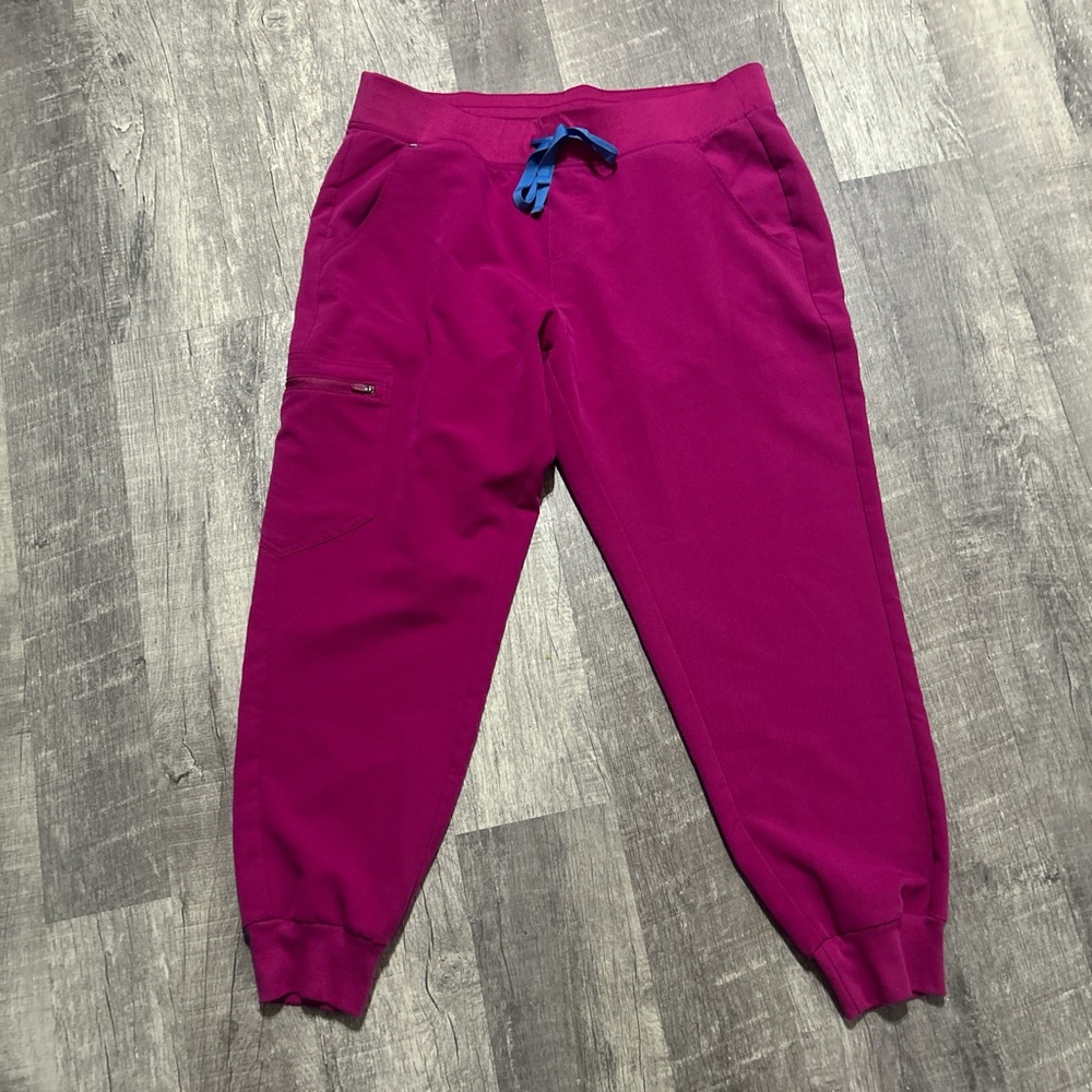 Figs women’s scrub pants